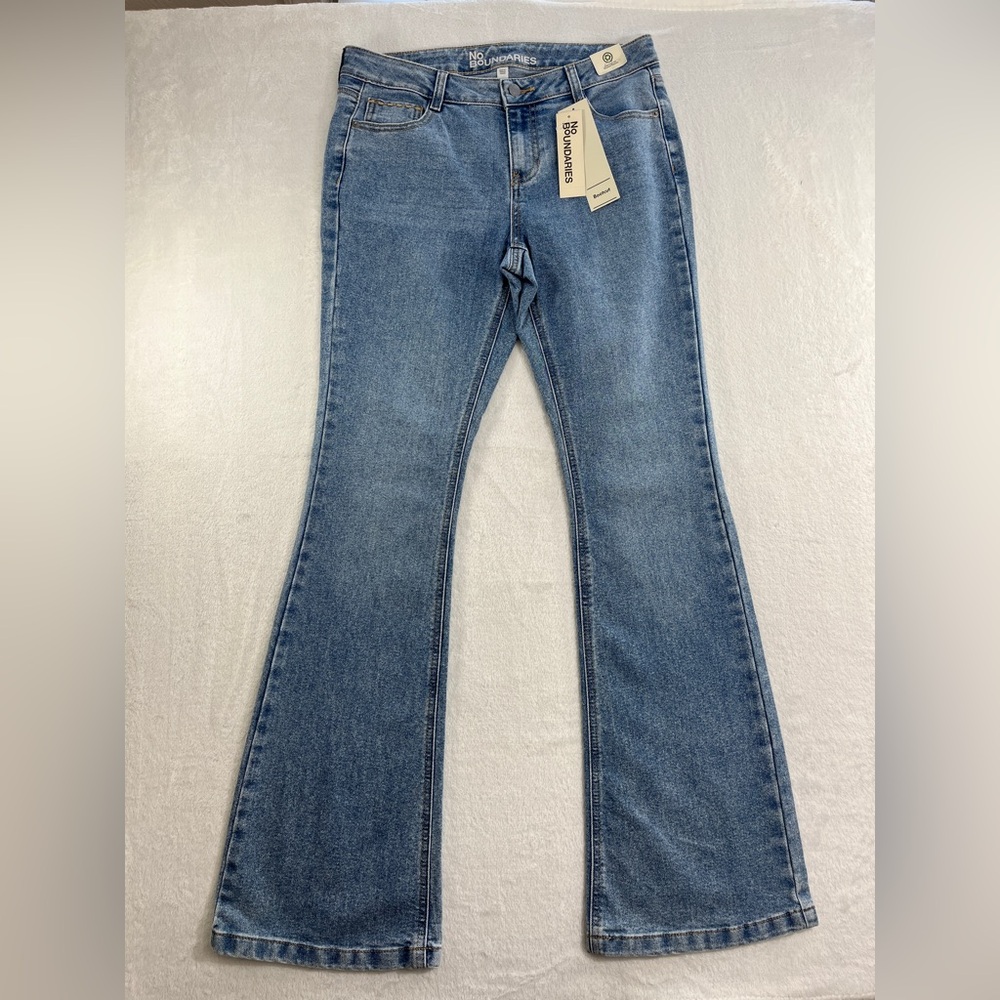 New No Boundaries Light Blue Flare Jeans Sz6